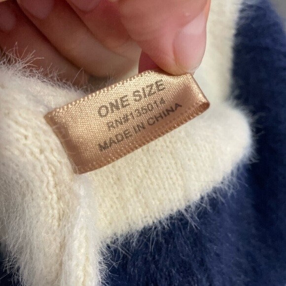 Janice The Wonder Sweater in Cream‎ - Picture 15 of 15